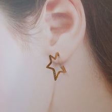 画像をギャラリービューアに読み込む, 【big metal】Chiarra ムーンアンドスターピアス