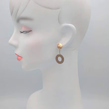 画像をギャラリービューアに読み込む, 【big metal】Aline ツートーンメタルレジンピアス