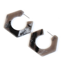 画像をギャラリービューアに読み込む, 【big metal】Brigitteブラスストーンピアス:グレー