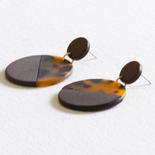 画像をギャラリービューアに読み込む, 【big metal】Audette2トーンレジンピアス