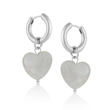 画像をギャラリービューアに読み込む, 【big metal】 Sasha ハートパールドロップハギーピアス