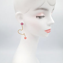 画像をギャラリービューアに読み込む, 【big metal】Corynアシンメトリックハートエナメルピアス